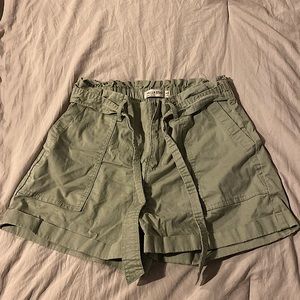 Light green Vanilla Star shorts